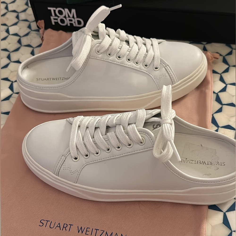 Leather Slide size 37.5 | Stuart Weitzman